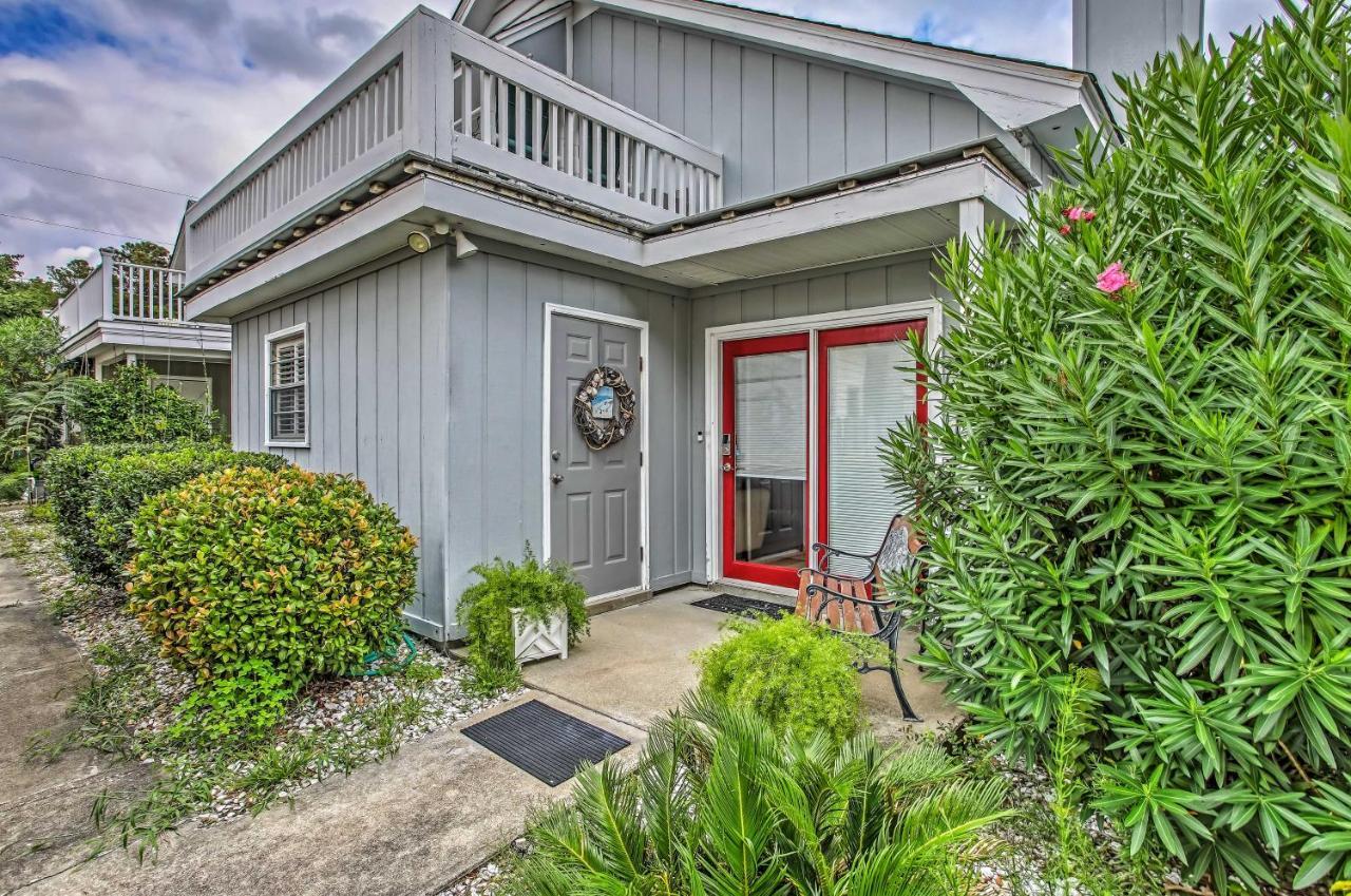 North Myrtle Beach Home With Patio - Walk To Beach! Exterior photo